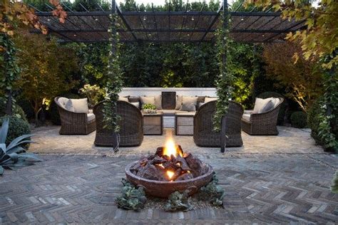 How To Create An Outdoor Room The New York Times