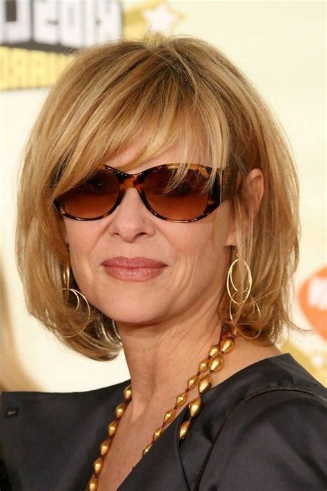 25 Hairstyles For Women Over 50 With Glasses Hottest Haircuts