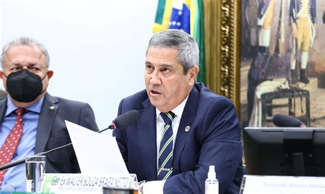 Ministro Braga Netto Diz Que As Forças Armadas Repudiaram Com A Nota Declarações Do Senador Omar
