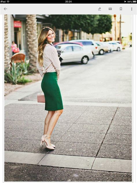 Pin By Sophie B On Fashion Pencil Skirt Outfits Elegant Skirt
