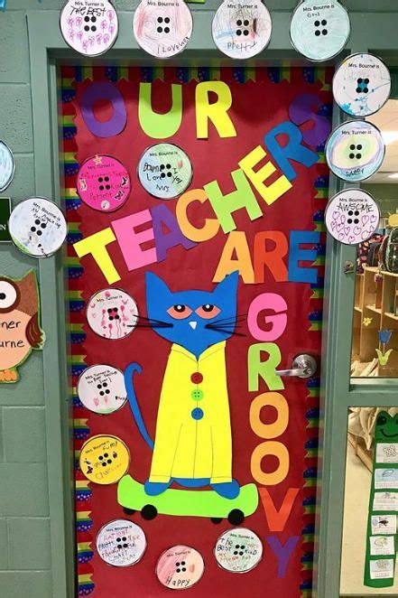 15 Fun Ways To Decorate Your Classroom Door For Back To School Door