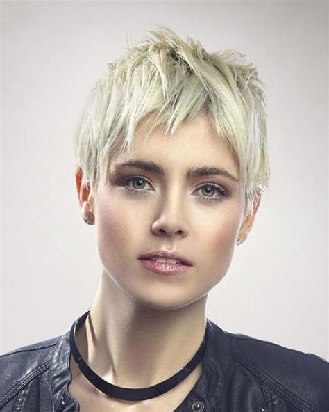 36 Easy And Fast Pixie Short Haircut Inspirations For 2020 2021