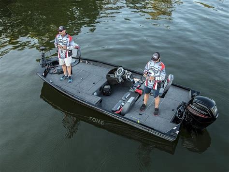 These boats don't mind getting their hands dirty. Bass Boats For Sale | Stapleton, AL | Bass Boat Dealer
