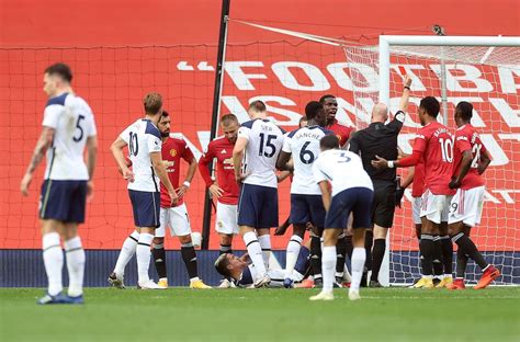 Full of misgivings, a young woman travels with her new boyfriend to his parents' secluded farm. Manchester United 1-6 Tottenham: Three things we learned