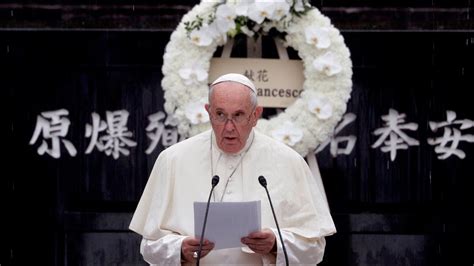 Pope Francis Calls For The Abolition Of Nuclear Weapons Youtube