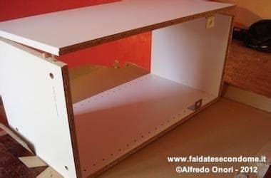 Ikea está dispuesta a cambiar su clásico sistema de montaje y ha comenzado a producir muebles que se brodin asegura que gracias a este nuevo sistema fue capaz de montar uno de los muebles de. Casa immobiliare, accessori: Come montare una cucina ikea