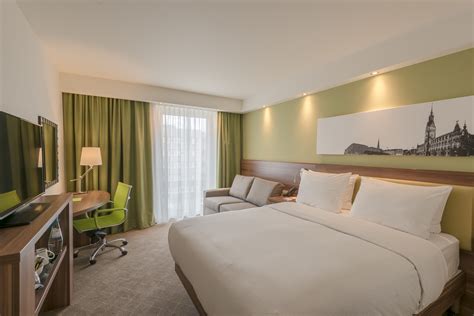 You can request your preferred room type during booking, but please keep in mind that rooms are subject to availability. Hampton by Hilton Hamburg City Centre - Foremost Hospitality