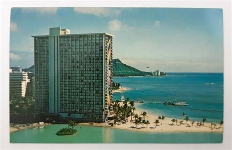 Hawaii Honolulu Hilton Rainbow Towers Hawaiian Village Postcard