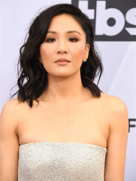 Sag Awards 2019 The Best Skin Hair And Makeup Looks On The Red Carpet