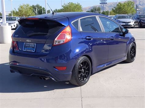Pre Owned 2016 Ford Fiesta St Fwd Hatchback