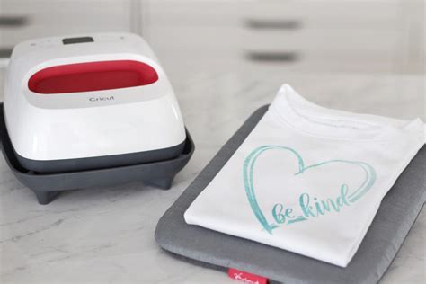 How To Use Iron On Heat Transfer Vinyl On Shirts Karley Hall