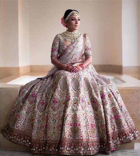 Unique Sabaysachi Lehengas We Found On Instagram This Year