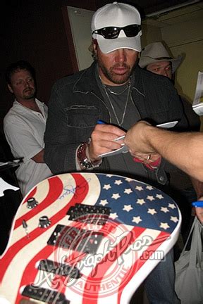 Toby keith attacked for his patriotism. Toby Keith Autographed Custom Screamin Photo Guitar ACOA ...