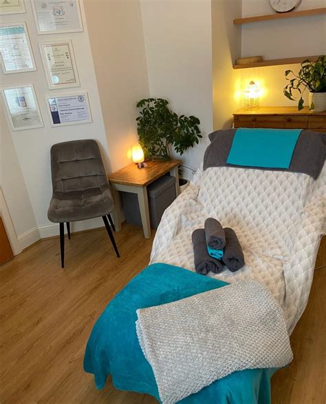 pricing reflexology massage therapy and reiki in wantage near swindon and abingdon