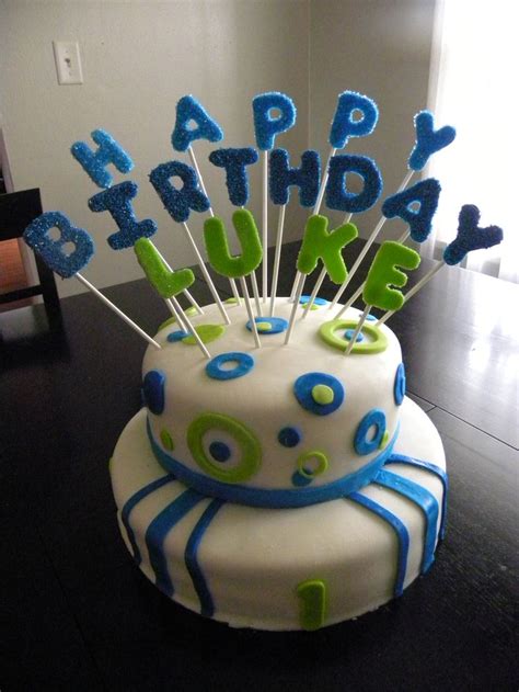 Easy birthday cakes for boys. 25 Amazing Cakes for Teenage Boys - Stay at Home Mum