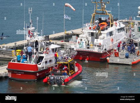 Coast Guard Search And Rescue Hi Res Stock Photography And Images Alamy