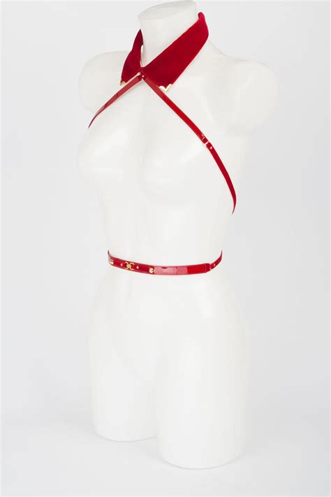This is an ideal gift for men and women cheap Fräulein Kink Velvet Rouge Harness
