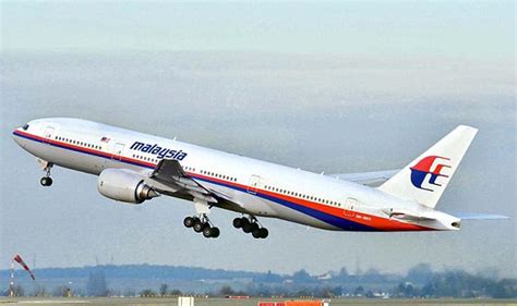 Secrets of the world's leading. Malaysia Airlines flight #MH17 crash: Wreckage caught on ...