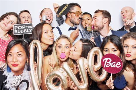 Modern Photo Booth Rentals Nyc Sleekboothnyc