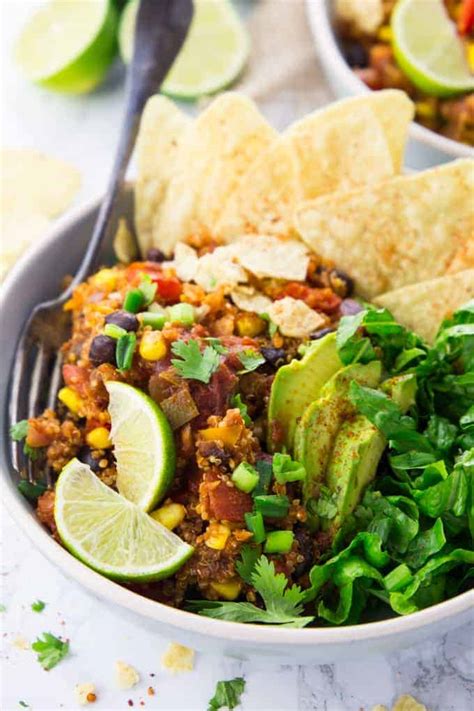 A herby, wholesome, crispy vegan treat. 22 Easy Vegan Dinner Recipes for School Nights - Vegan Heaven