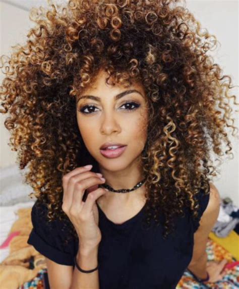 Natural curls are the most beautiful things in the world ...