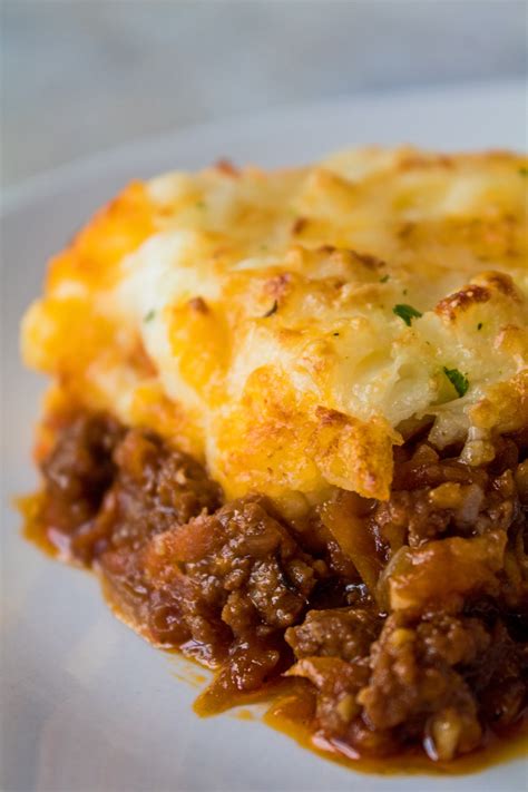One that's simple and affordable and delicious. Gordon Ramsay Shepherd's Pie {Easy, Classic Comfort Food} | Bake It With Love