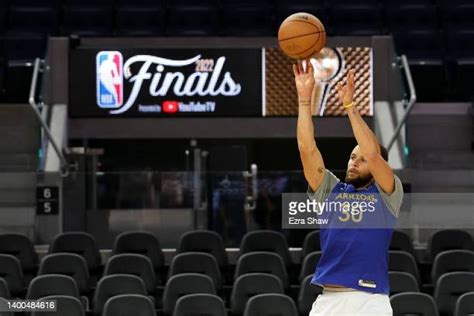 Stephen Curry Media Day Photos And Premium High Res Pictures Getty Images