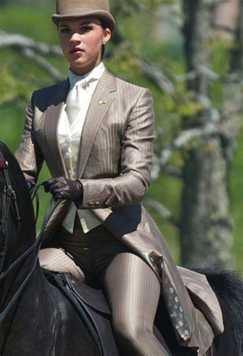 Pin By Lee Barber On Hippique Chic Equestrian Outfits Riding Outfit