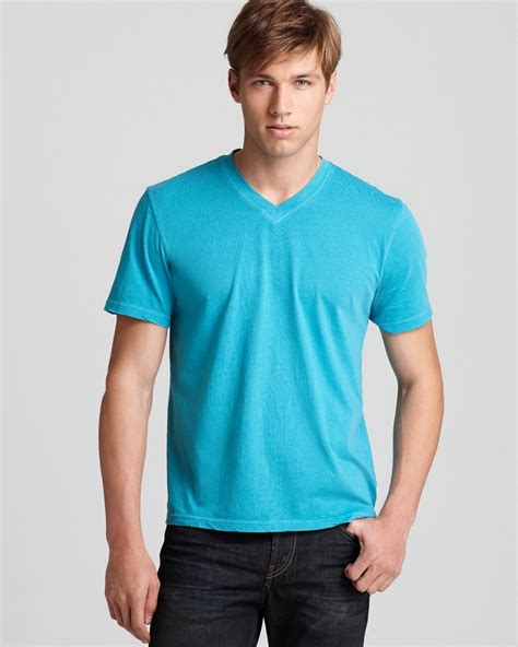 Kacey Carrig Models Colorful Summer Tees For Bloomingdale S The Fashionisto