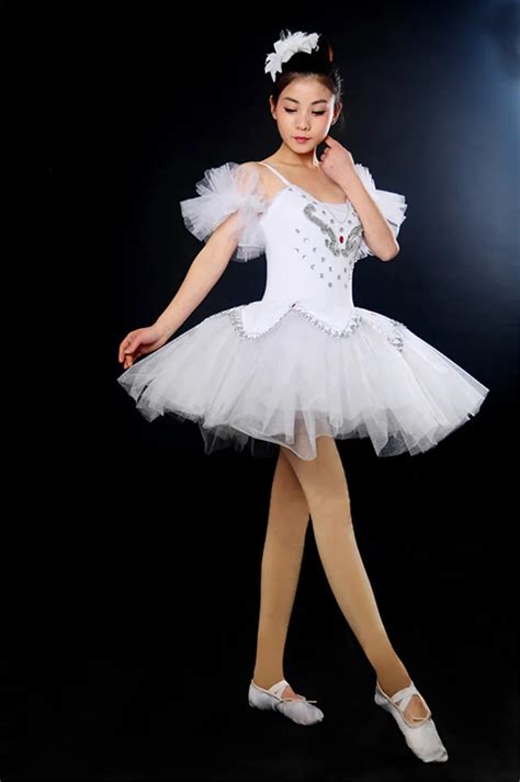 2017 Vestido De Tutús De Ballet Profesional Para Adultos Trajes De Cisne Blanco Y Negro