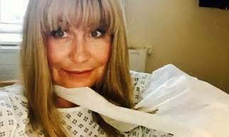 Weather Girl Sian Lloyd Breaks Wrist After Fall In Wellies Daily Mail