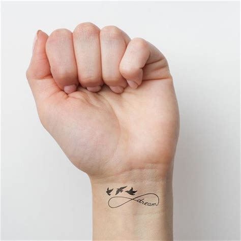 7 types of wrist tattoos. 50 Gorgeous Small Wrist Tattoos to Try in 2019