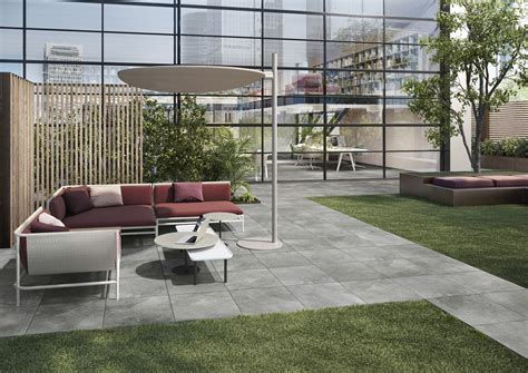 A product with outstanding technical characteristics, superior to those of traditional materials. Outdoor-Fliesen - Wohlfühlatmosphäre auf Ihrer Terrasse ...