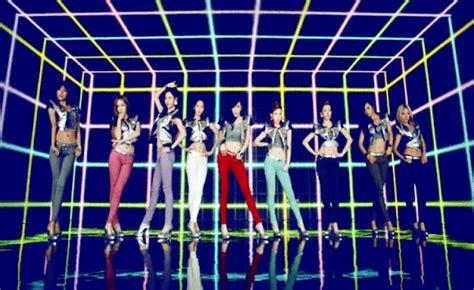 Girls Generation Releases MV For Galaxy Supernova