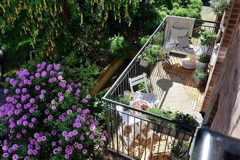 Inspirasi Menata Balkon dan Teras yang Sempit - Properti Liputan6.com
