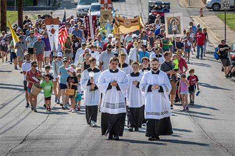 Corpus Christi Procession In Washington Brings Jesus To The Streets For
