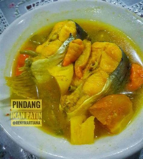 Dan di palembang muncullah makanan khas palembang pindang patin dengan bahan utama pembuatannya berupa ikan dengan rasa gurih segar, dan sangat nikmat disantap ketika hangat. Resep PINDANG PATIN khas Palembang by DAPUR RENY | Resep ikan, Resep masakan