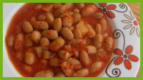 These native american berries shine in recipes that go far beyond the classic sauce for thanksgiving dinner. Mediterranean Roman Bean Recipe - Cranberry Beans - YouTube