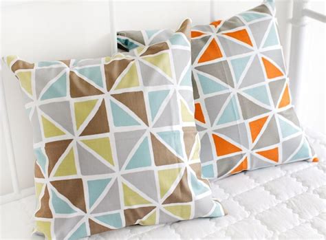 Scandinavian Style Triangle Pattern 20s Cotton Fabric By Yard