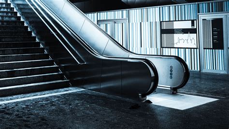 Download Wallpaper 3840x2160 Stairs Escalator Steps Subway Railings