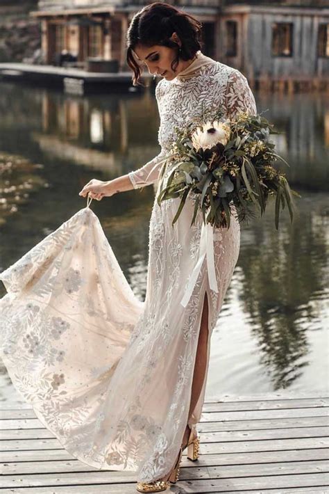 24 Fabulous And Unique Vintage Wedding Dresses To Fit Any Taste