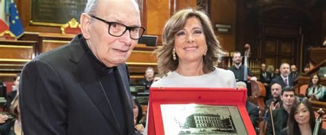 Your current browser isn't compatible with soundcloud. Addio a Ennio Morricone, l'autore delle colonne sonore più ...