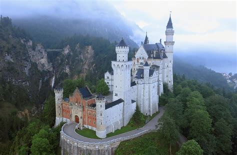 Top 10 Romantic Castles For Lovers Of Architecture