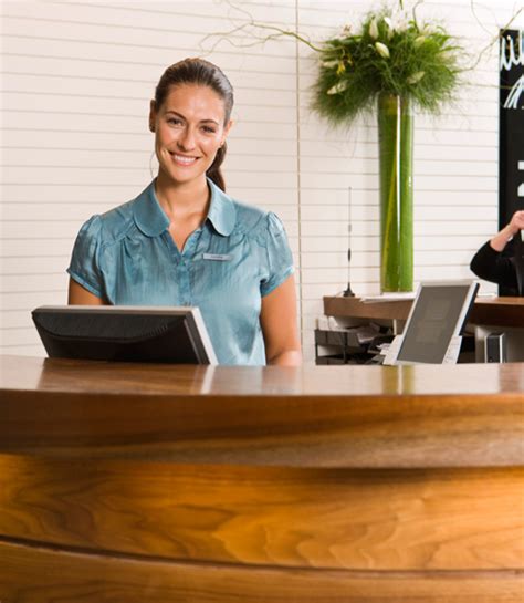 Medical office receptionist in a professional healthcare setting. MJCESSAYKHD.WEB.FC2.COM - Sample resume for receptionist ...