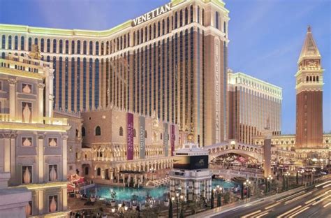 Top 10 Las Vegas Hotels On The Strip Travel Notes And Guides