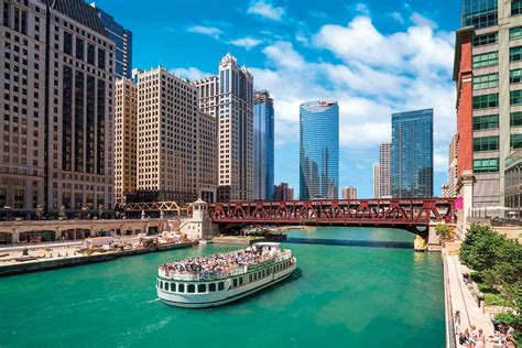 Must See Architectural Attractions in Chicago - Global Cocktails Blog