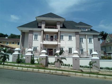For Sale 8 Bedrooms Mansion With 2 Rooms Bq Maitama District Abuja