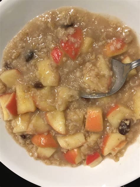 Oatmeal With Water Without Milk Apple Cinnamon Flavored