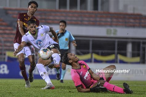 Sila lengkapkan maklumat di bawah ini. Potongan gaji yang munasabah