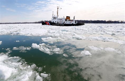 Us Coast Guard Breaking Up Ice On Great Lakes Shipping Channels Ctv